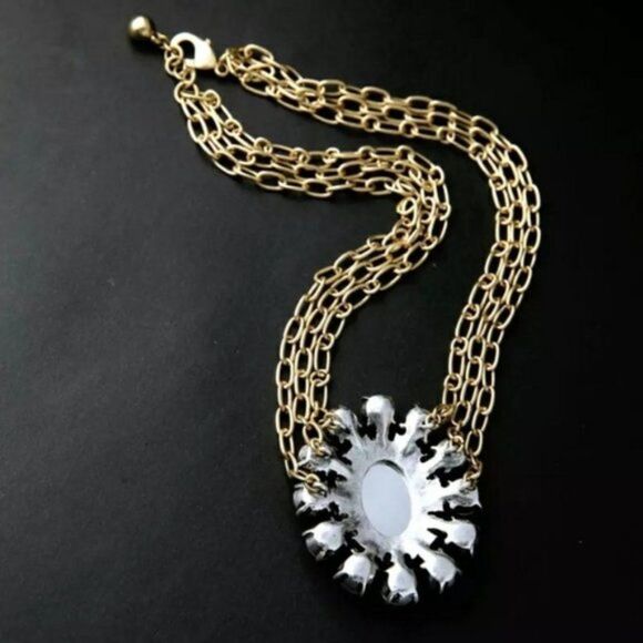 Blue Resin Rhinestone Crystal Floral 3 Layered Vintage Gold Pendant Necklace - Picture 8 of 8